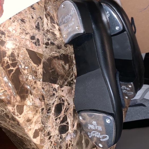 Brand new Capezio tap shoes 5.5 wide Unisex - Picture 5 of 5